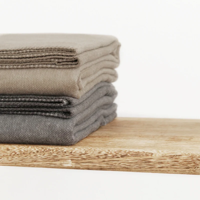 RIEMA Kuscheldecke XL Thor aus recycelter Baumwolle - Übergröße 150x230 - braun