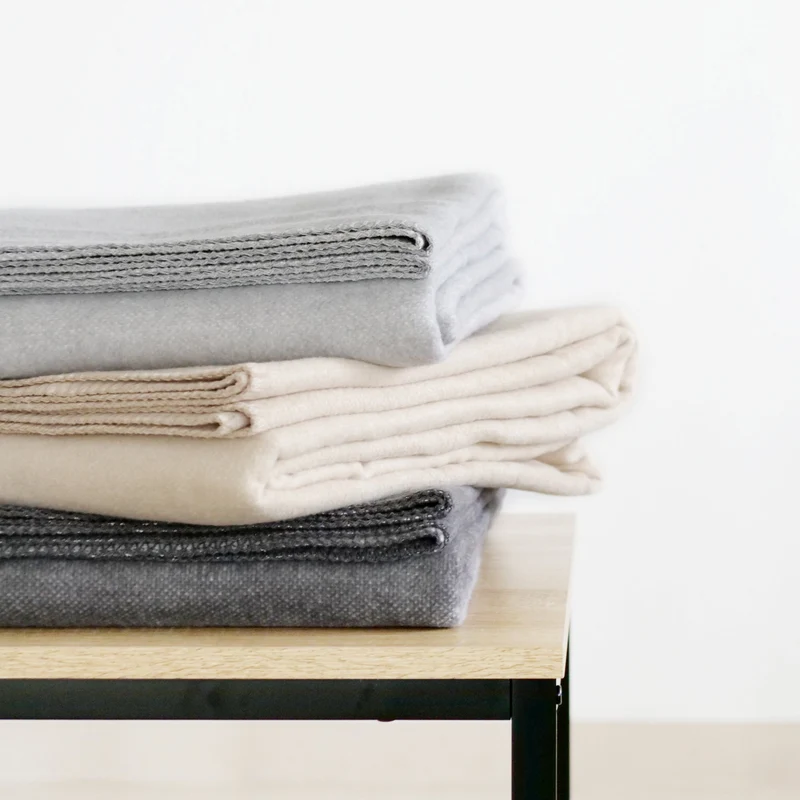 RIEMA XL Kuscheldecke Thor aus recycelter Baumwolle - Übergröße 150x230 - dunkelgrau