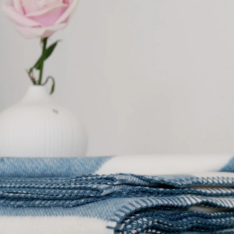 RIEMA Kuscheldecke STINE aus 100% Bio-Baumwolle (kbA) blau weiß