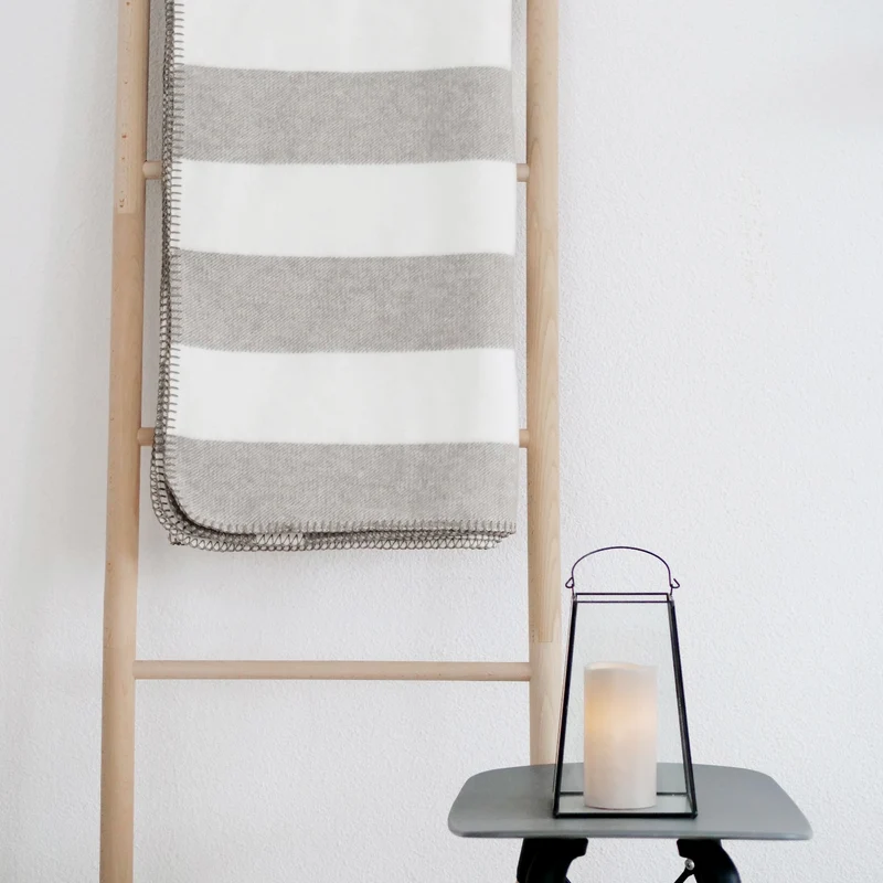 RIEMA Kuscheldecke STINE aus 100% Bio-Baumwolle (kbA) grau weiß