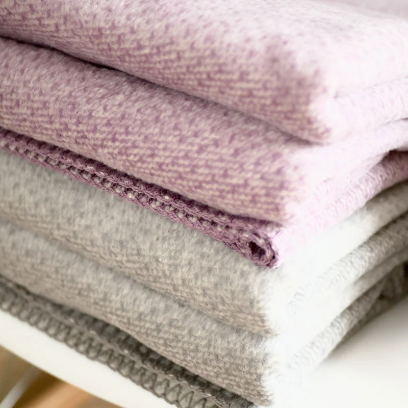RIEMA Kuscheldecke EMMA aus 100% Bio-Baumwolle (kbA) malve meliert