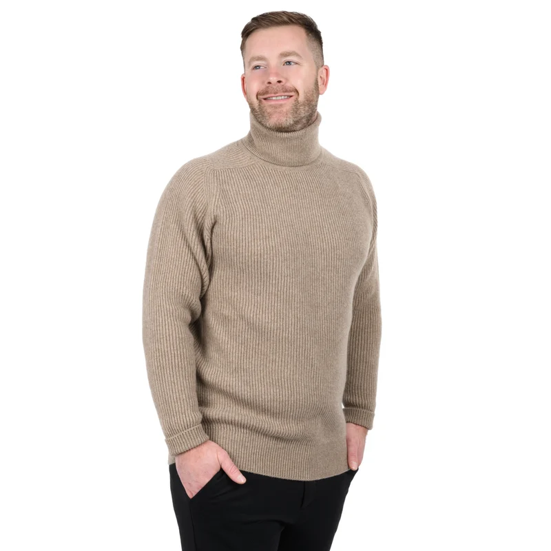 Weicher Rollkragenpullover in Dark Natural