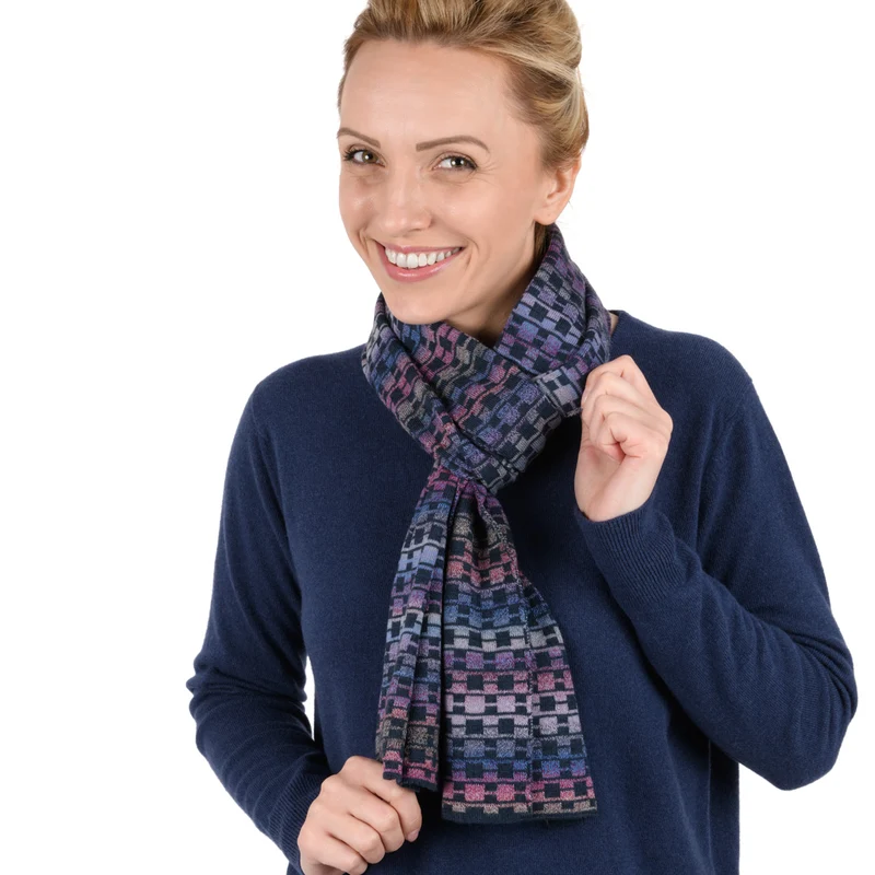 Weicher Strickschal "HOTCH"