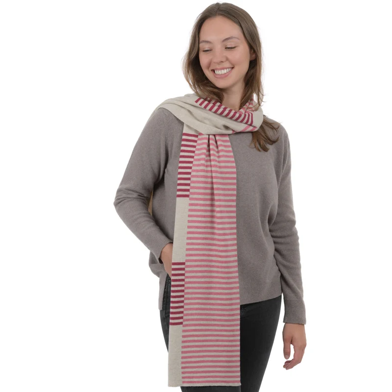 Strickschal mit Streifen "FIDELIUS"
