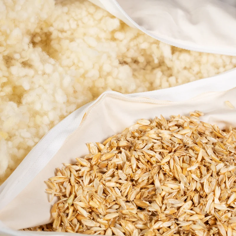 Nackenrolle aus Merino-Feinloden | Naturfüllung