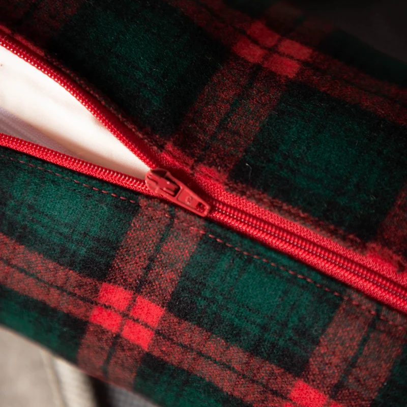 Nackenrolle aus Merino-Feinloden | Naturfüllung
