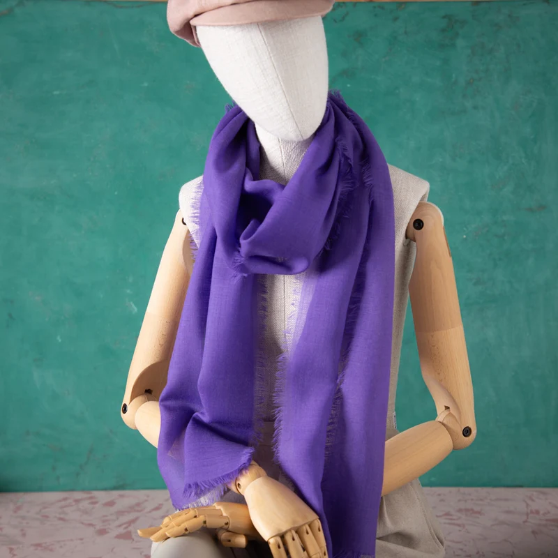 Hauchfeiner Schal aus Merinowolle kbT | 35 × 200 cm