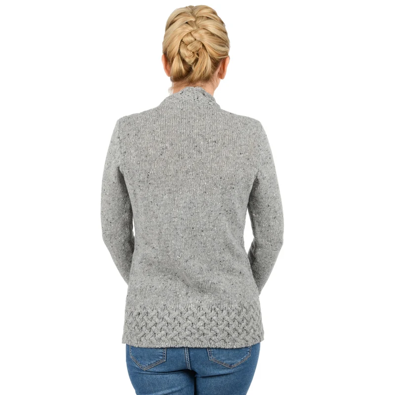 Kurzer Cardigan im Zopfmuster