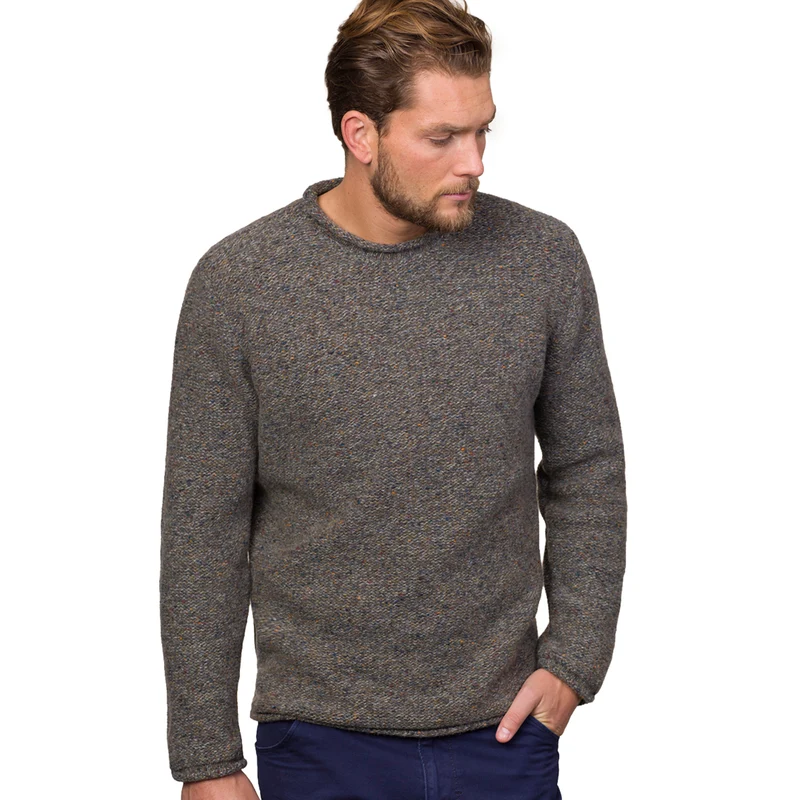 Wollpullover mit gerolltem Rundhals-Ausschnitt