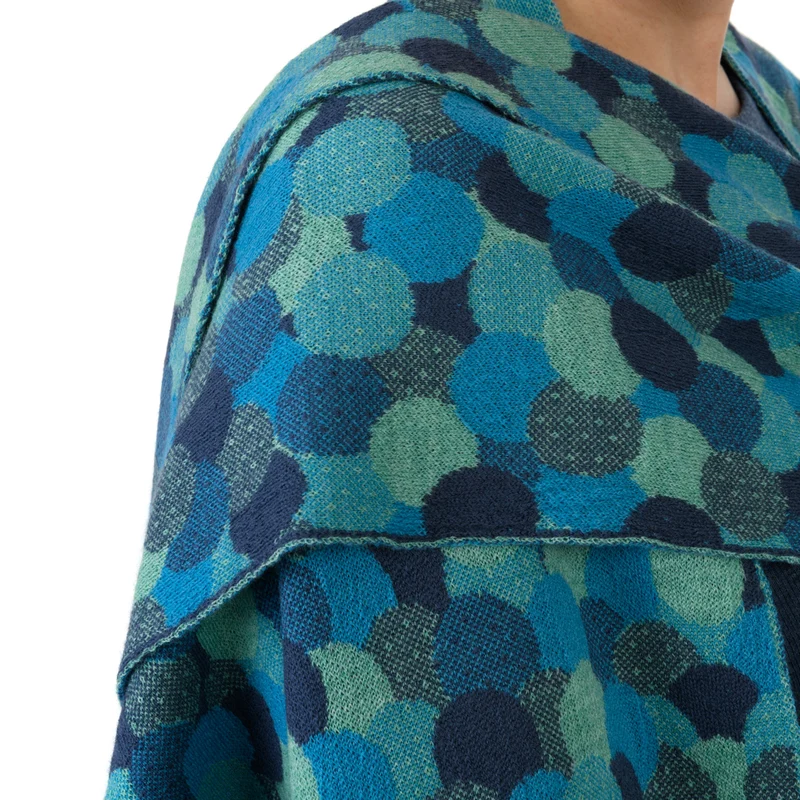 Dreiecksschal "COCOON"