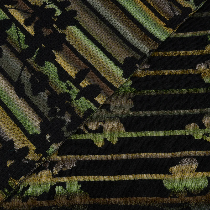 Breiter Strickschal "ADAGIO"