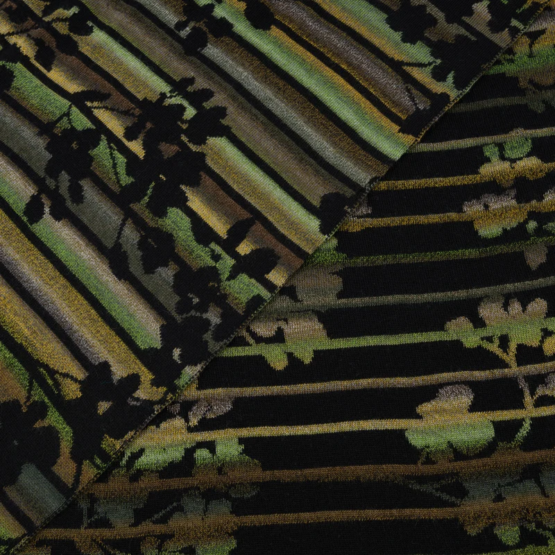 Breiter Strickschal "ADAGIO"