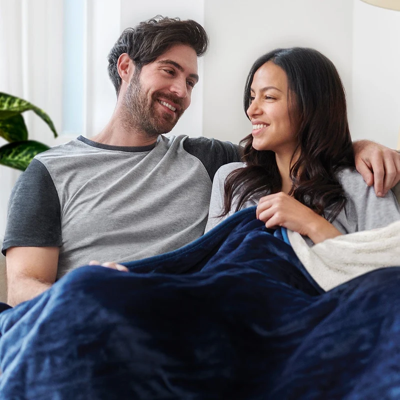 Double Fleece & Sherpa Electric Heated Throw - navy