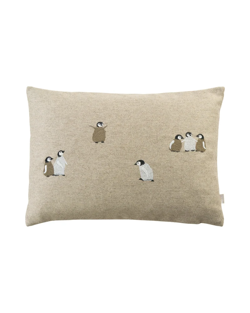 Pinguin Kissenbezug "Adelie Wool 34x50" von Sander Table + Home