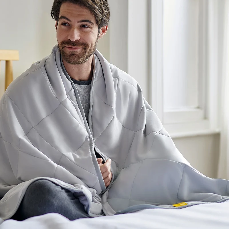 Luxury Cooling Blanket - Multi-Season, Lightweight & Soft