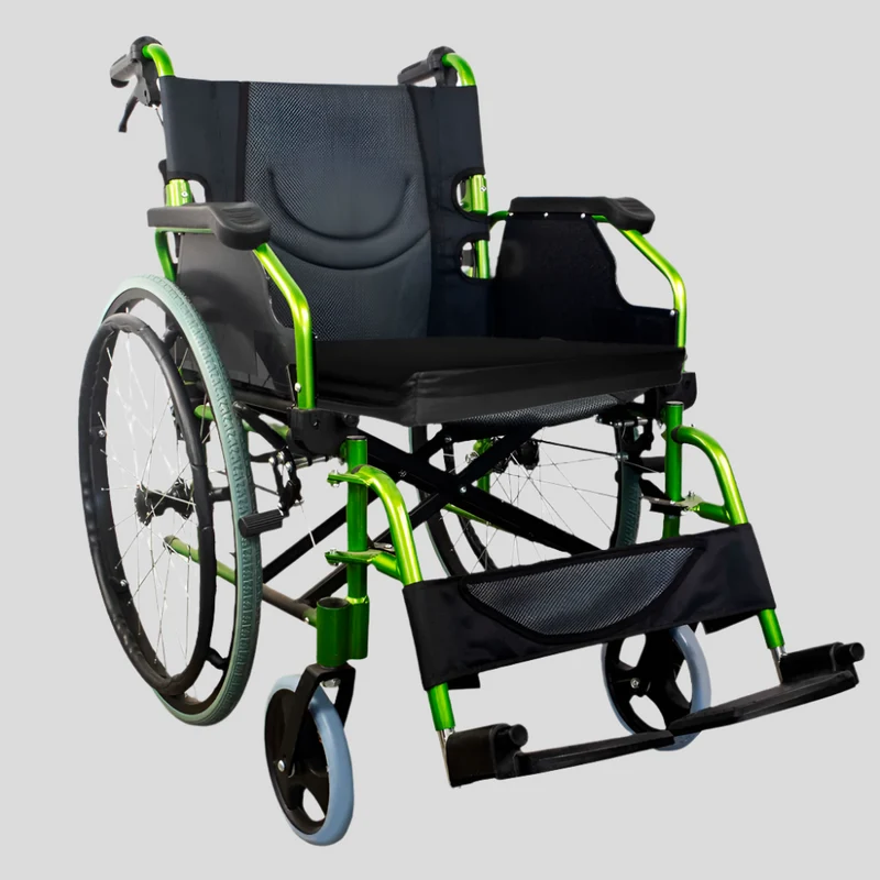 Paket Bolonia Plus | Faltrollstuhl | Grün | Aluminium | Anti-Dekubitus-Kissen | Viskoelastisch | Mobiclinic