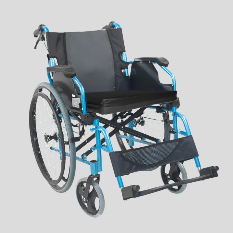 Paket Bolonia Plus | Faltrollstuhl | Blau | Aluminium | Anti-Dekubitus-Kissen | Viskoelastisch | Mobiclinic