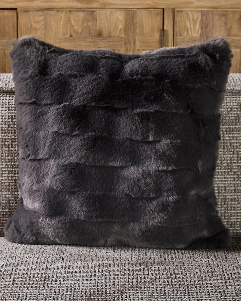 Kissenbezug "Elias Faux Fur 50x50" von Rivièra Maison