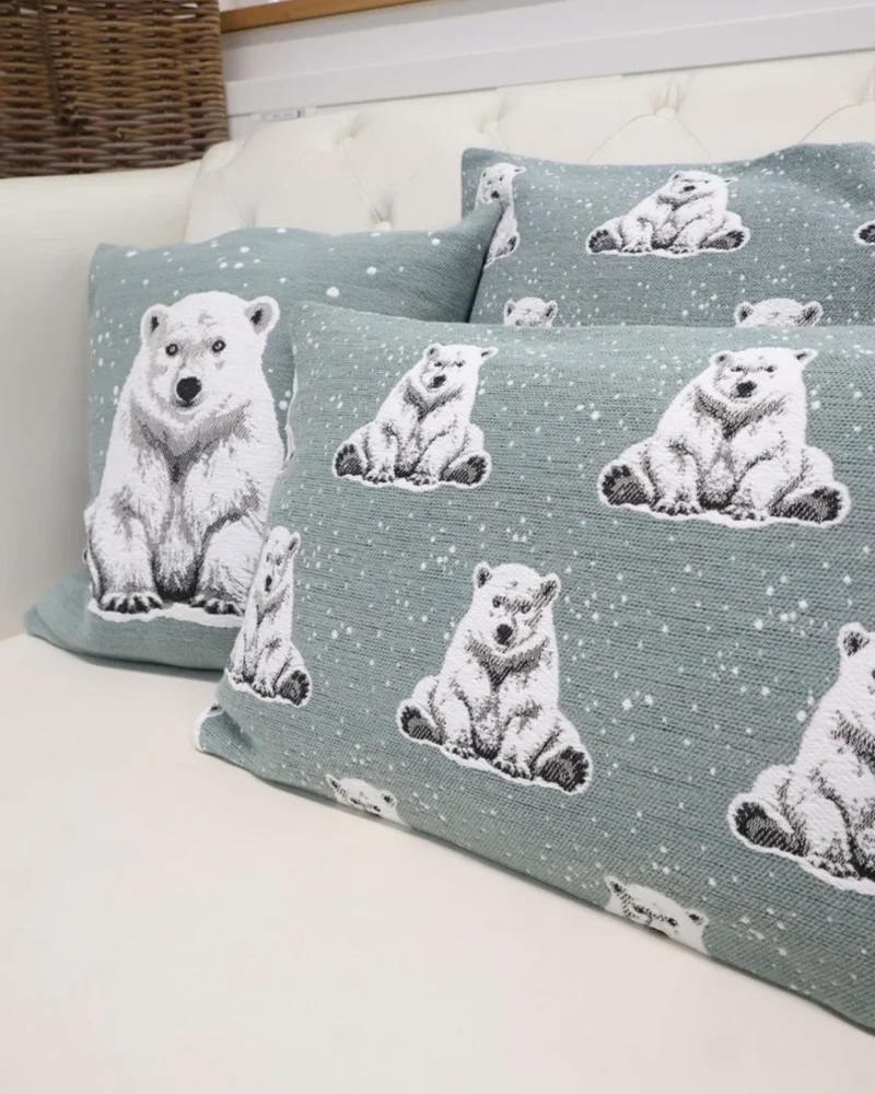 Eisbären Kissenbezug "Boreas 35x50" von Sander Table + Home