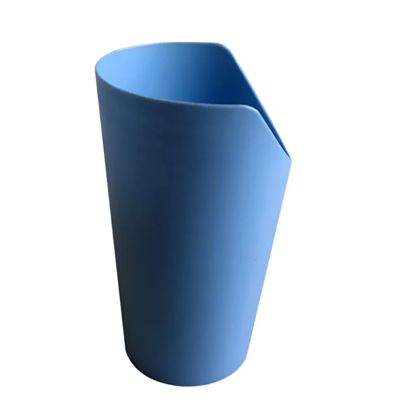 Becher mit Nasenausschnitt | Blau |