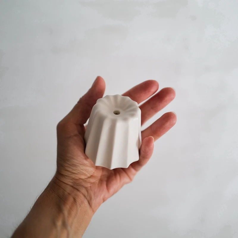 BIG PORCELAIN CANDLE HOLDER, MATTE WHITE