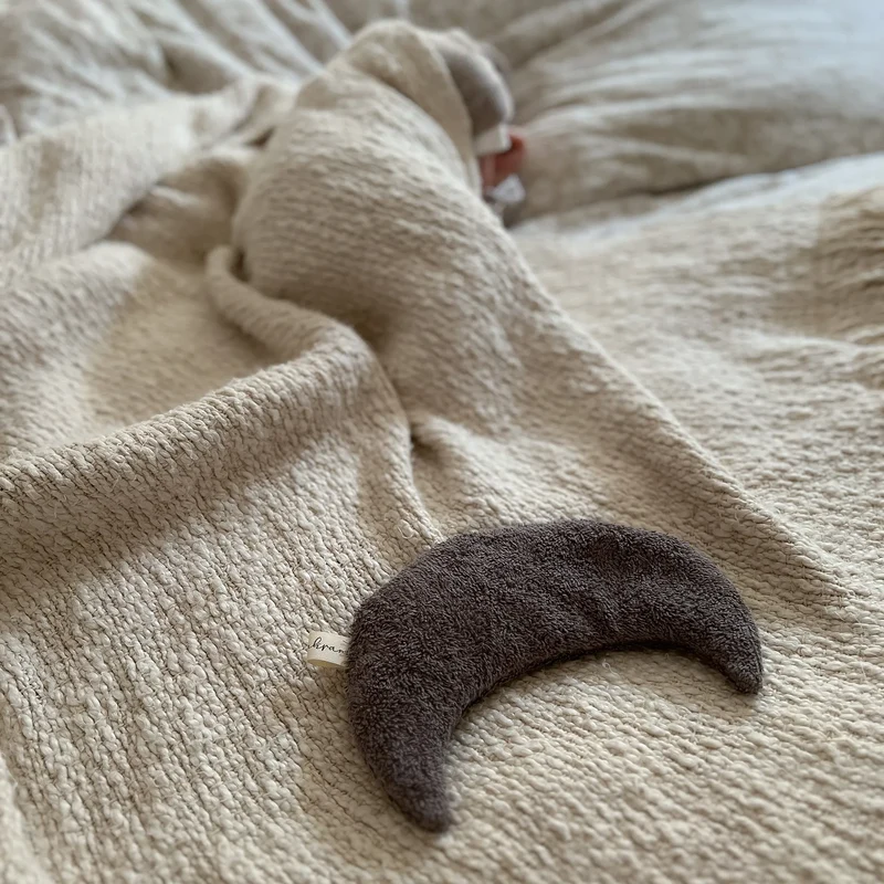 Traubenkernkissen Mondform | Frottee Dunkelgrau | klein