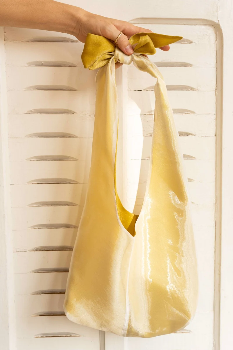 Bag - LATIFA glossy - Kiwi Green/Creme