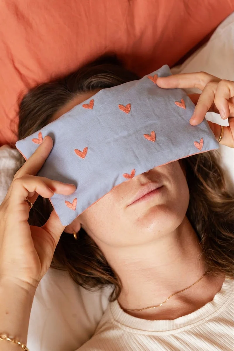 Eye Pillow - RAHA heart - Blue/Coral