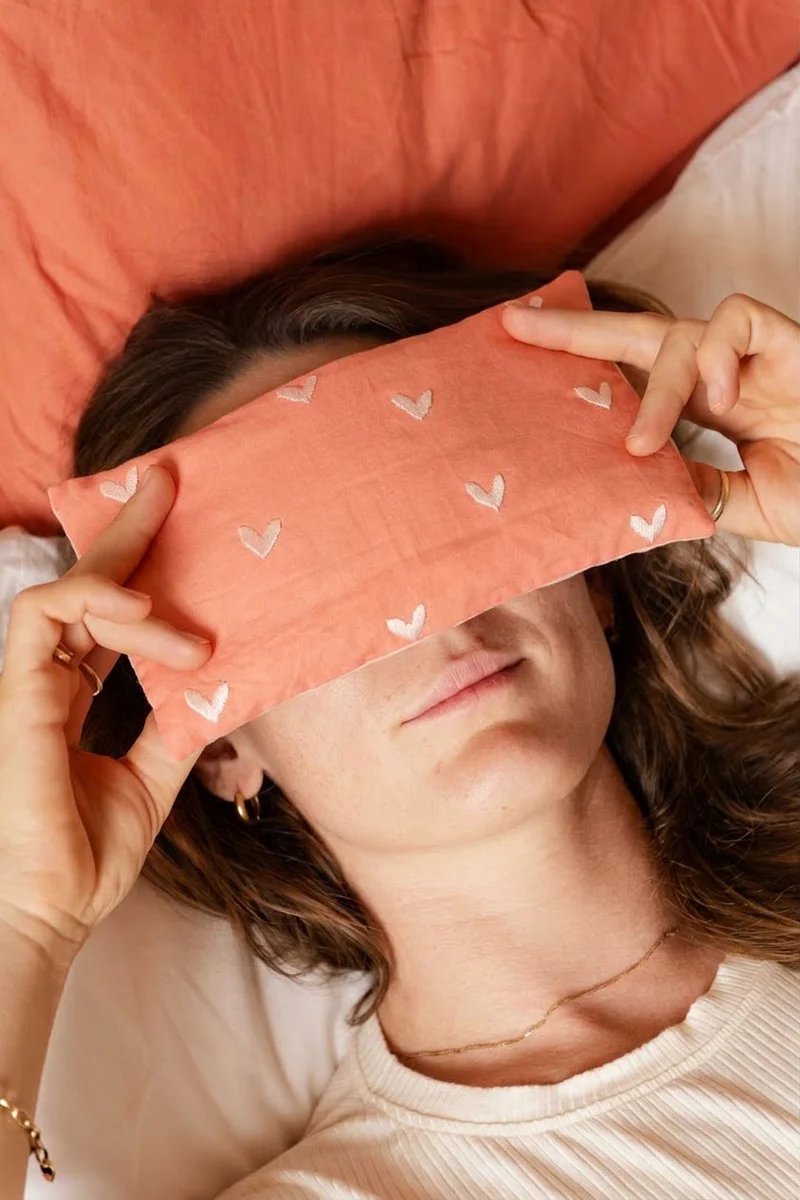Eye Pillow - RAHA heart - Coral/Rose