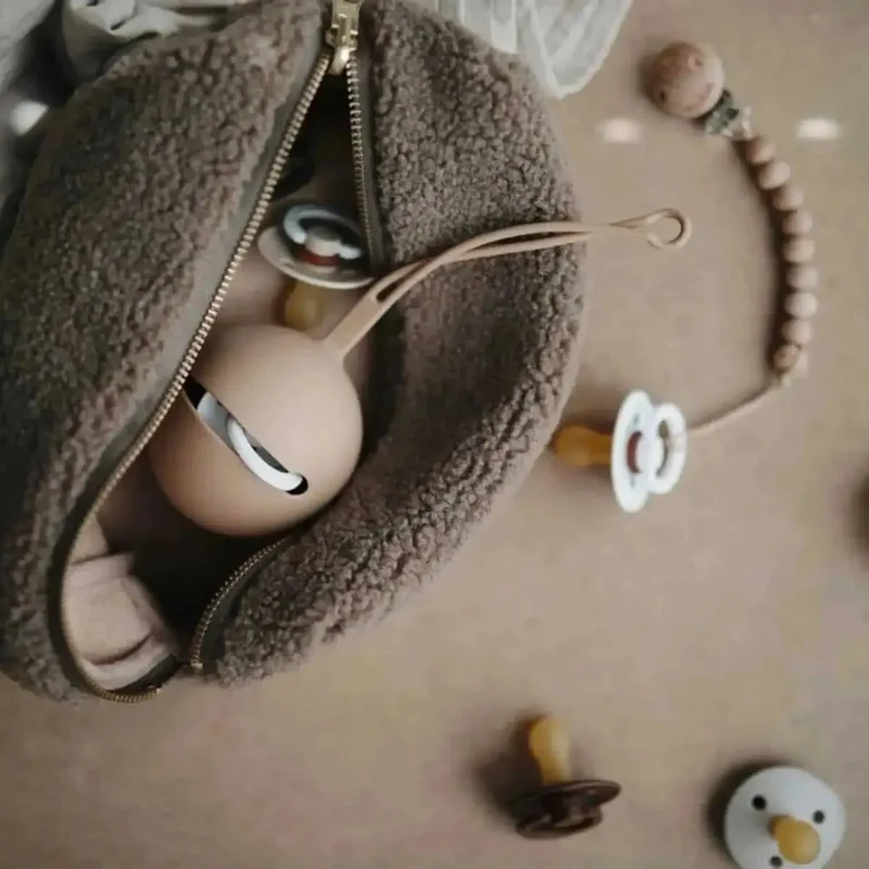 Schnullerbox Pale Taupe | Mushie | Silikon