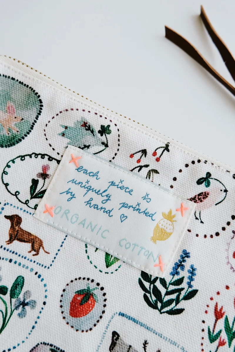 Small Pouch - Hello Spring