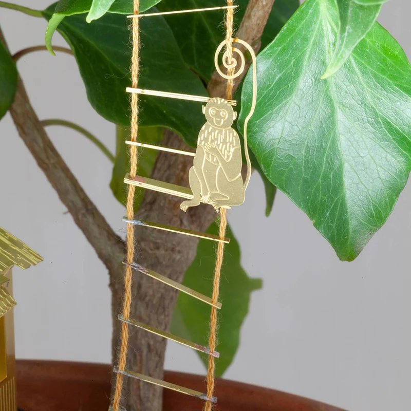 Tiny Treehouse