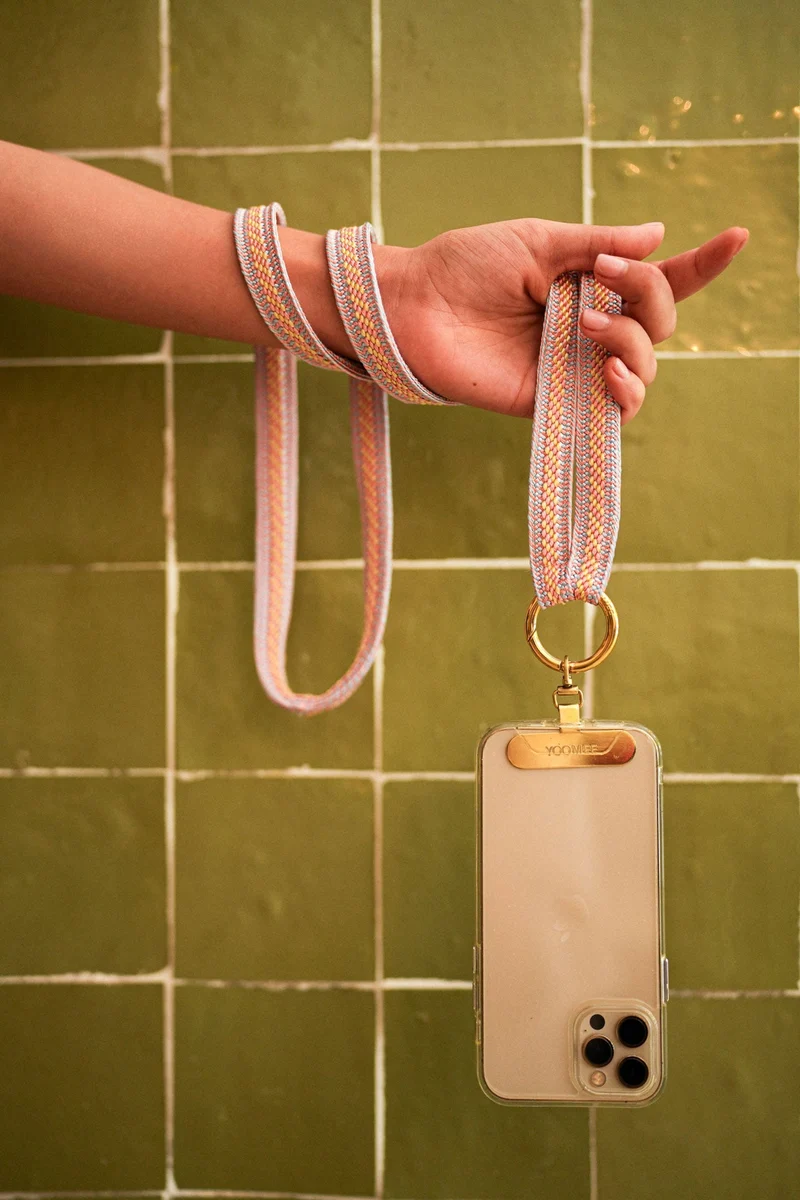 Phonechain Band - ZAHRA - Cotton Candy