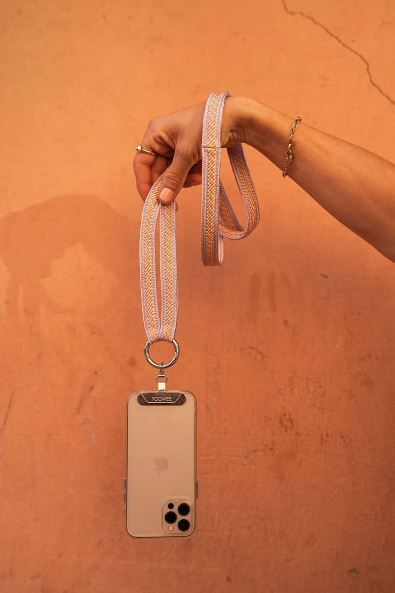 Phonechain Band - ZAHRA - Cotton Candy