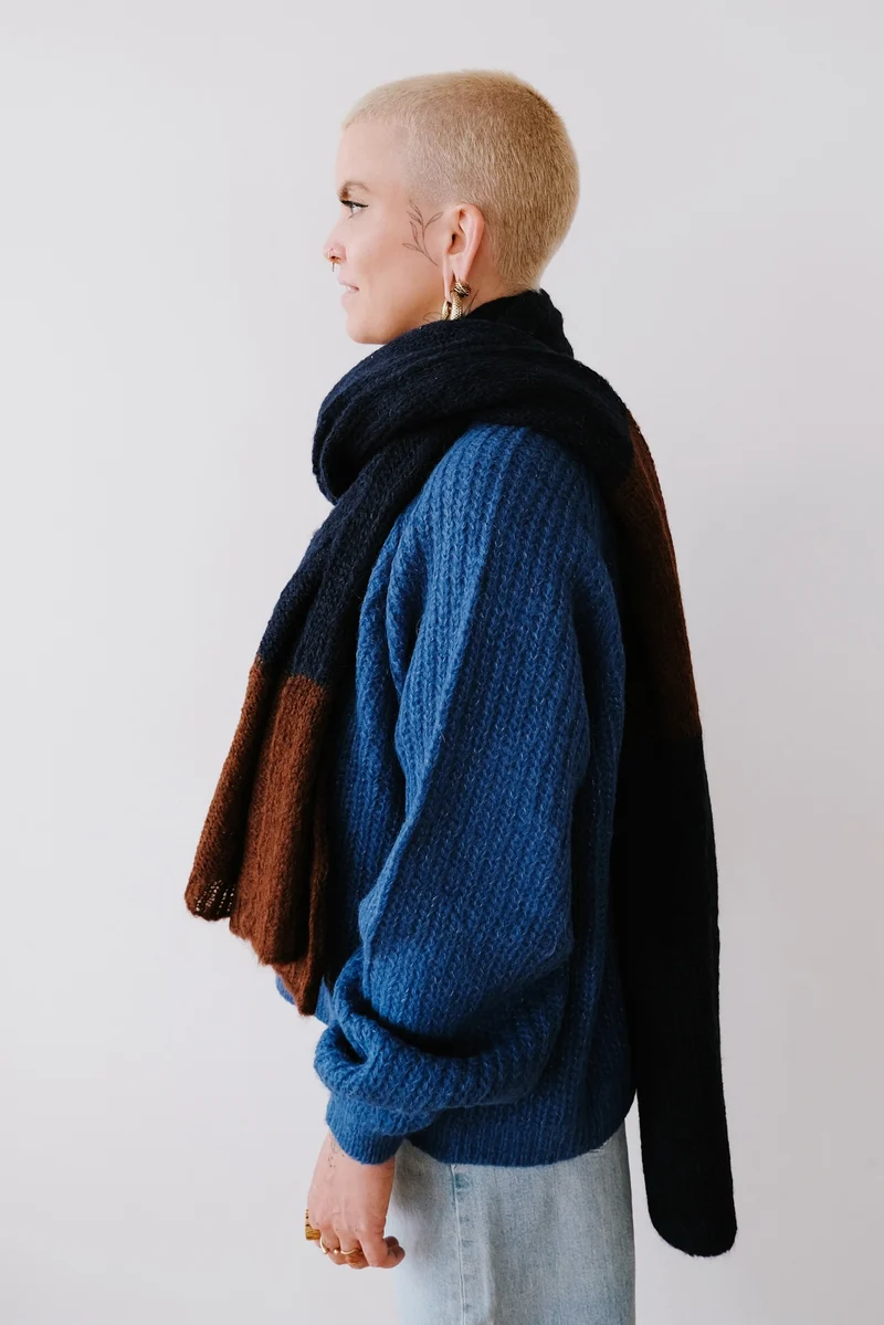 Knit Scarf - Delta