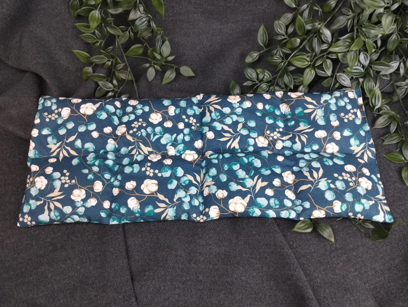 Körnerkissen Eucalyptus-/Baumwollmotiv in petrol
