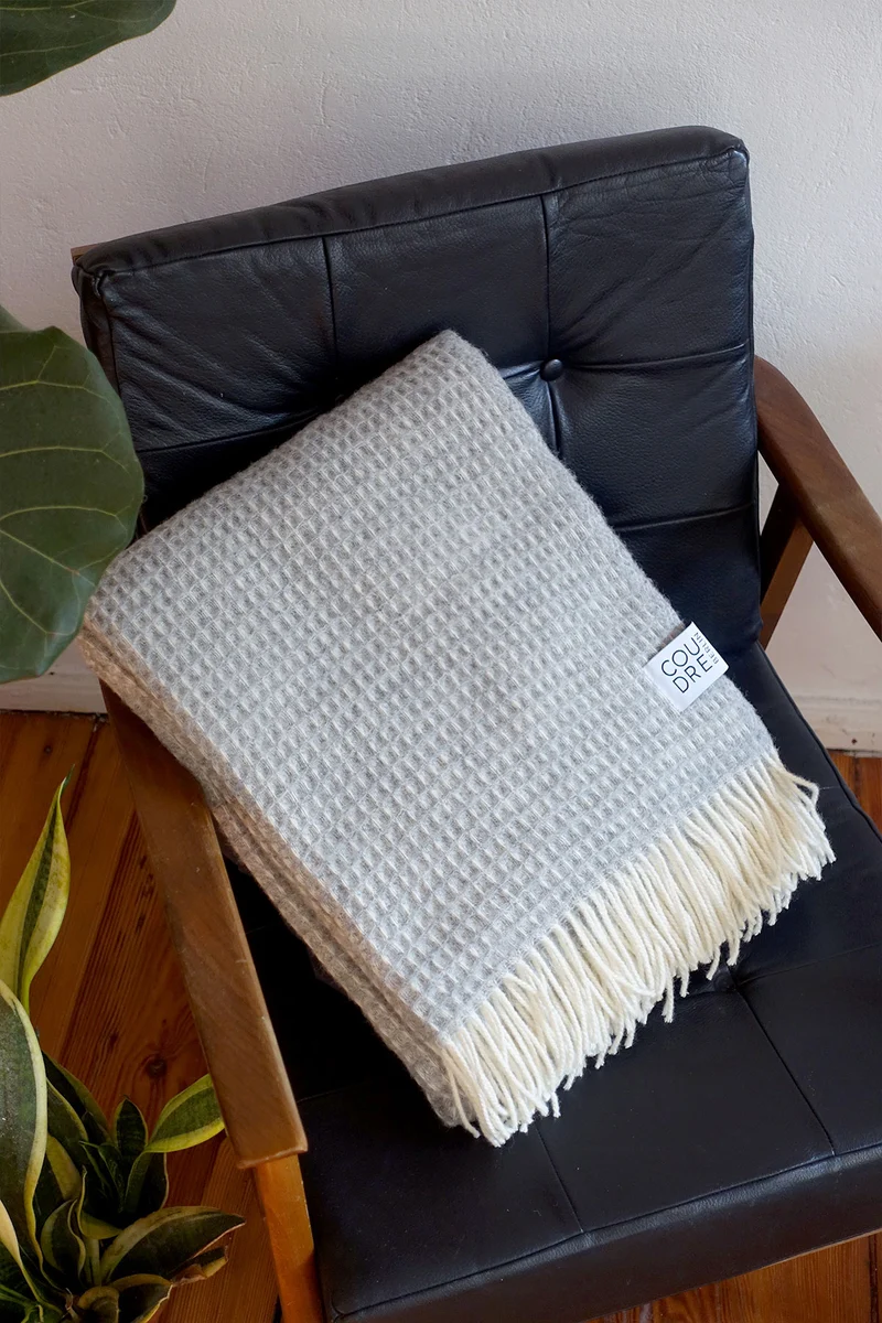 Wolldecke / Kuscheldecke waffle light granite