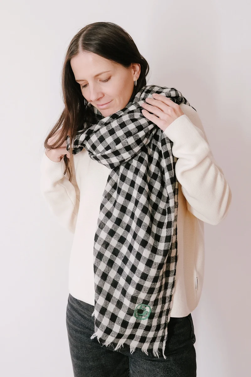 Woolen Scarf - Smiley Check