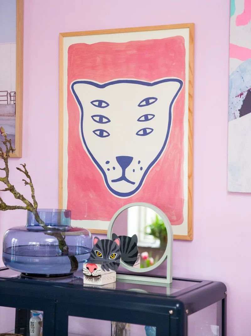 offset print - 50x70cm - big pink protector