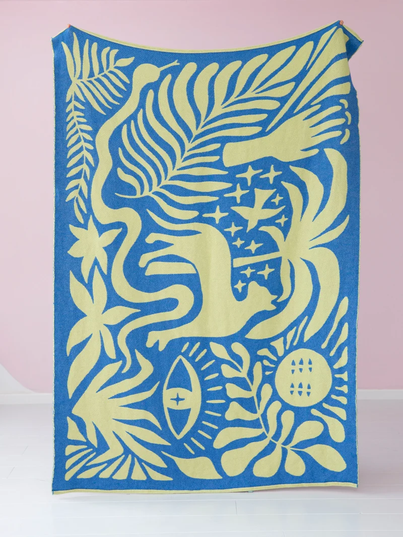 cotton blanket - totem animal garden - lime