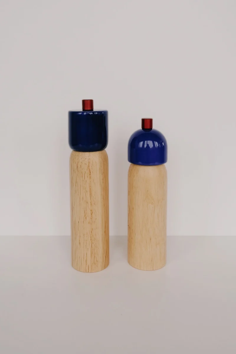 Salt / Pepper Grinder - Blue & Red