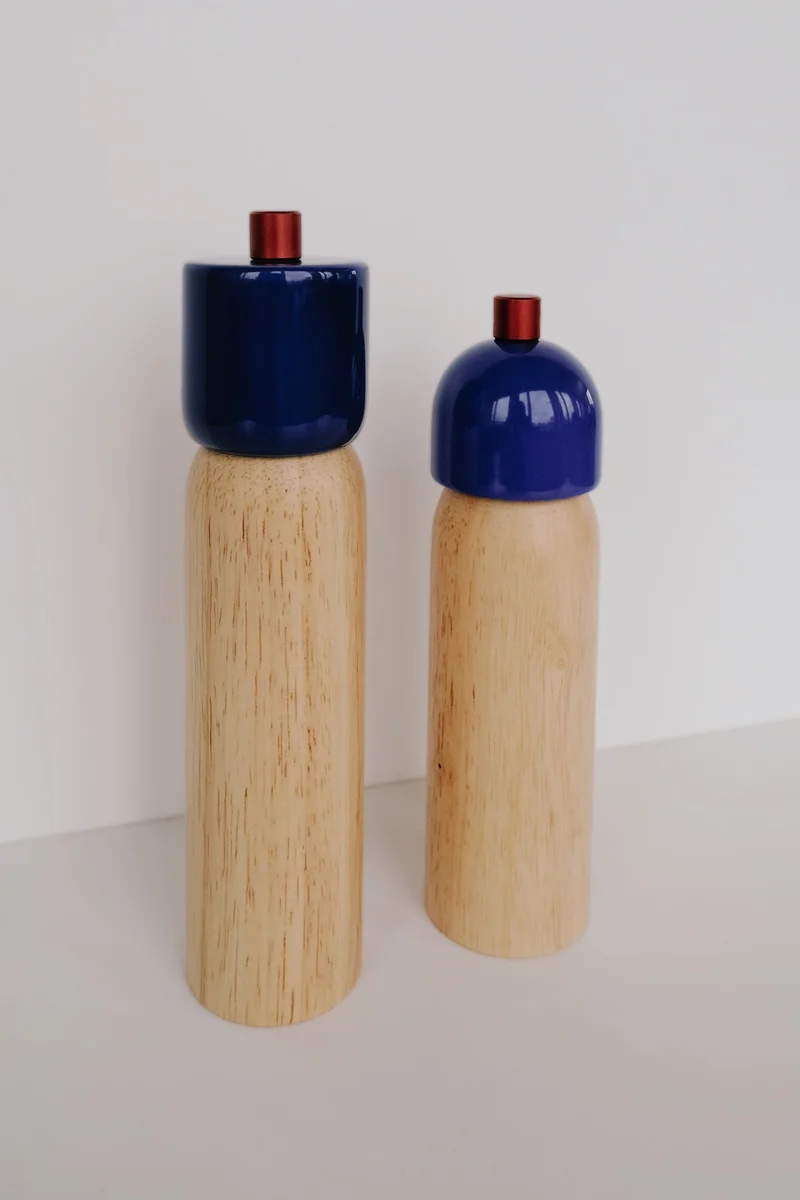 Salt / Pepper Grinder - Blue & Red