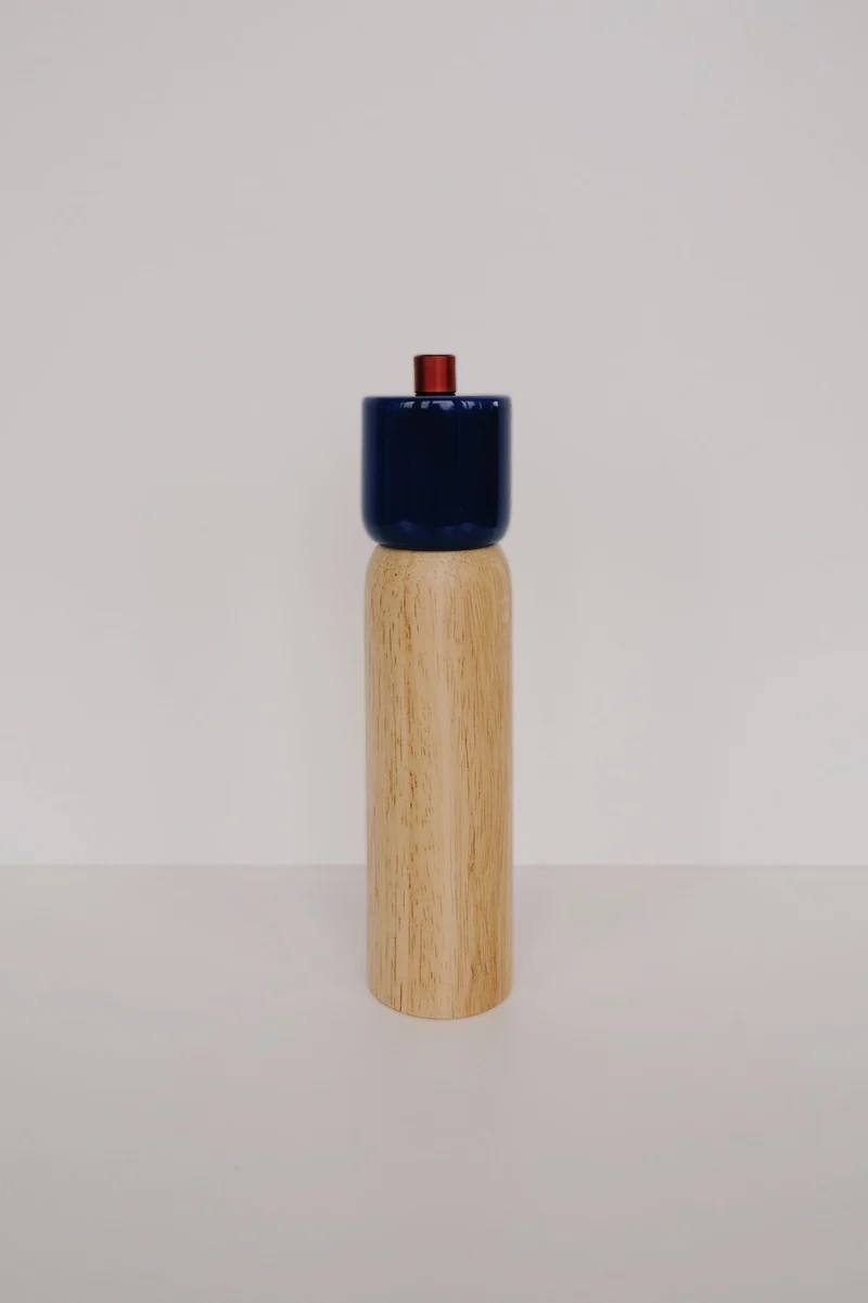 Salt / Pepper Grinder - Blue & Red