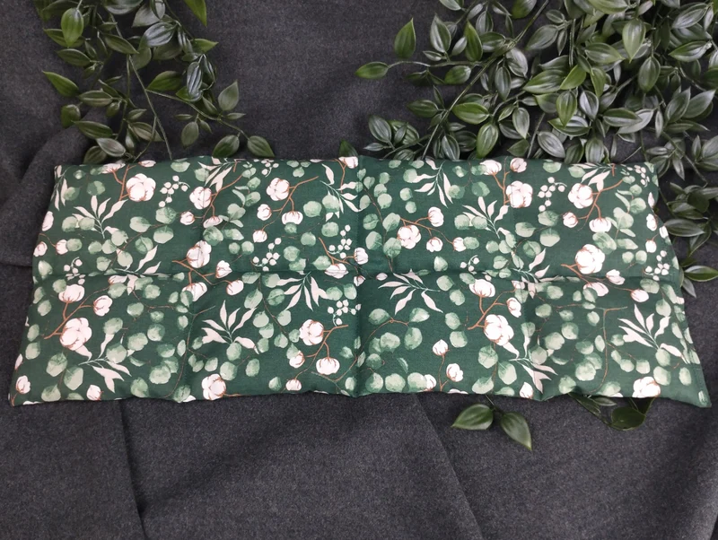 Körnerkissen Eucalyptus/Baumwollmotiv grün