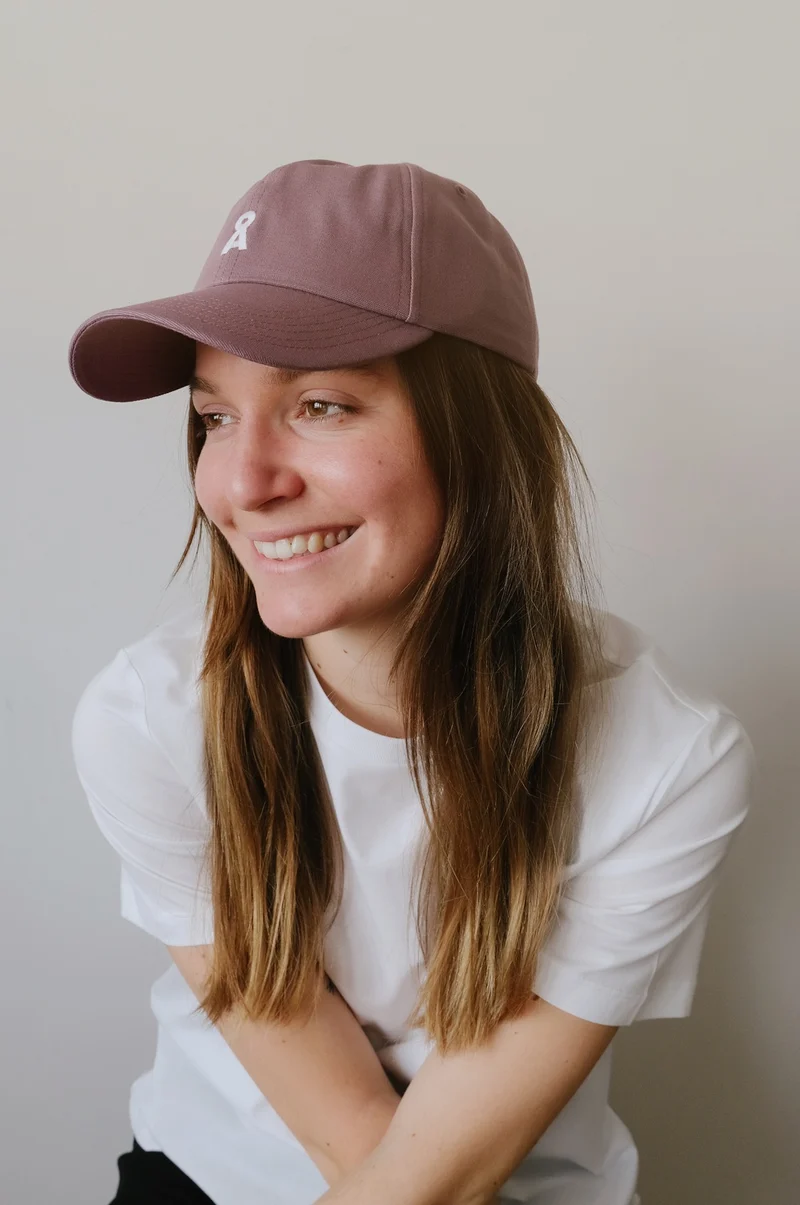 Cap - Yenaas Bold