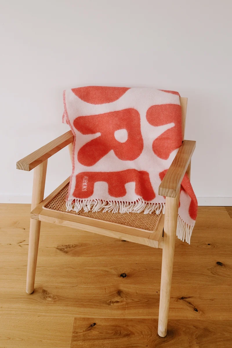 Wool Blanket - no11 - AMORE RED