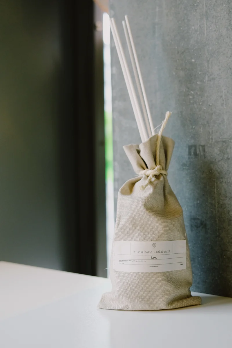 reed diffuser - raw
