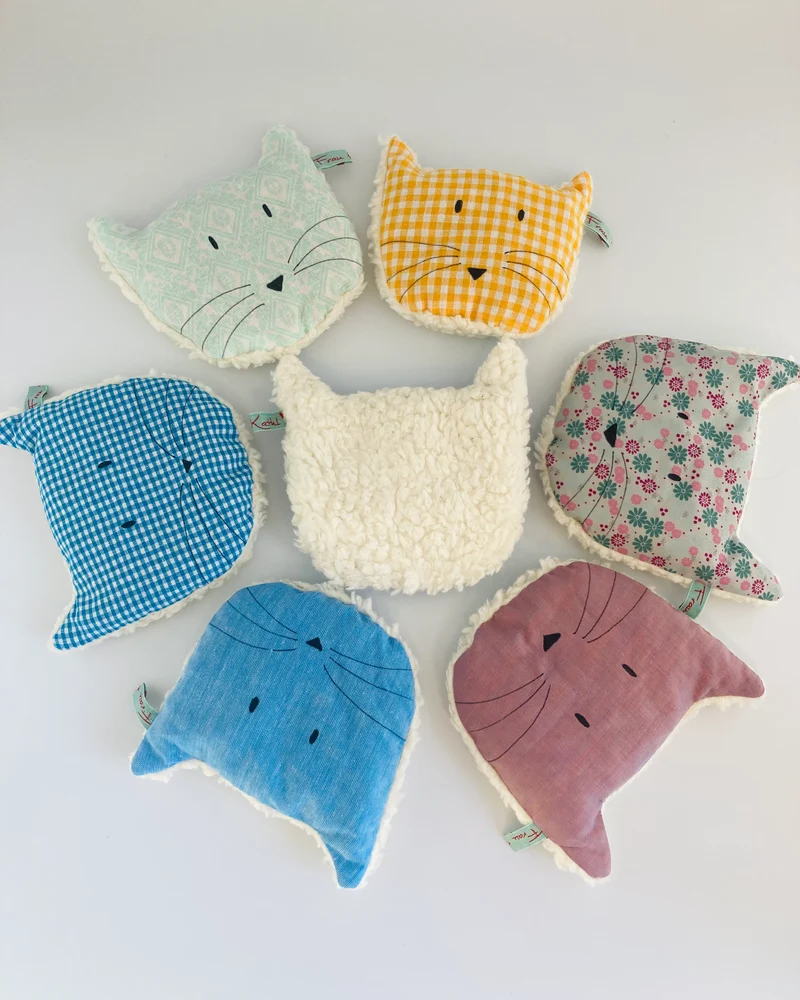 Katze Kirschkernkissen – Wärme & Kälte