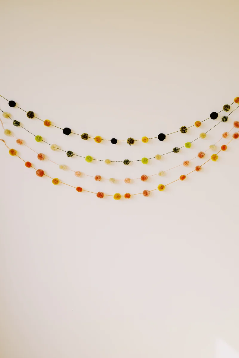 pompon garland - color trio