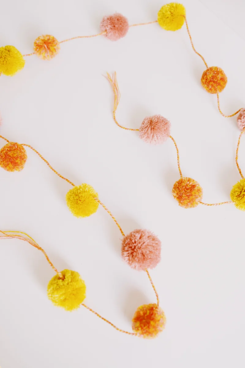pompon garland - color trio